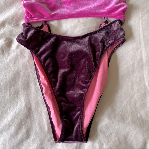 VS Pink vintage style pink/mulberry colored velvet cut out swimsuit. Size Small - Picture 9 of 11